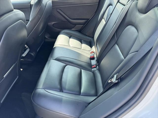 Photo of 2022 Pearl White Multi-Coat Tesla Model 3