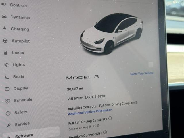 Photo of 2022 Pearl White Multi-Coat Tesla Model 3
