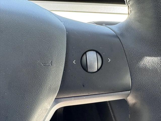 Photo of 2021 Pearl White Multi-Coat Tesla Model Y