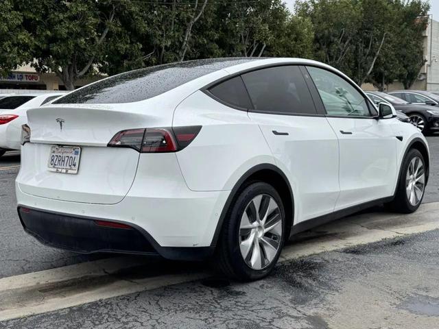 Photo of 2022 Pearl White Multi-Coat Tesla Model Y