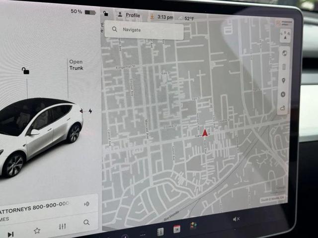 Photo of 2022 Pearl White Multi-Coat Tesla Model Y