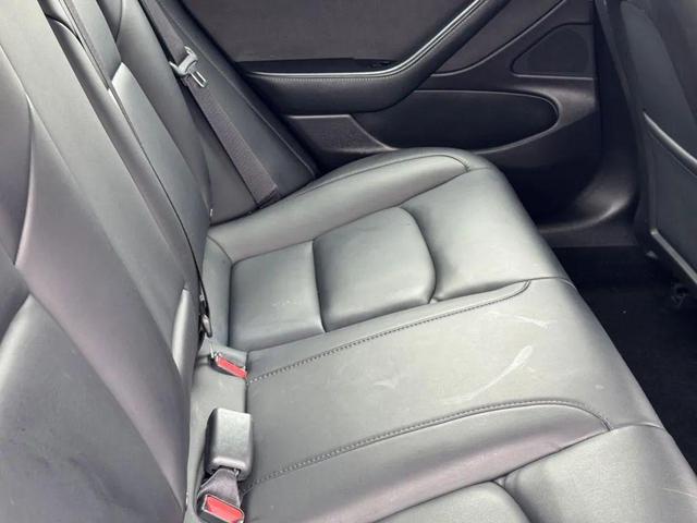 Photo of 2019 Solid Black Tesla Model 3