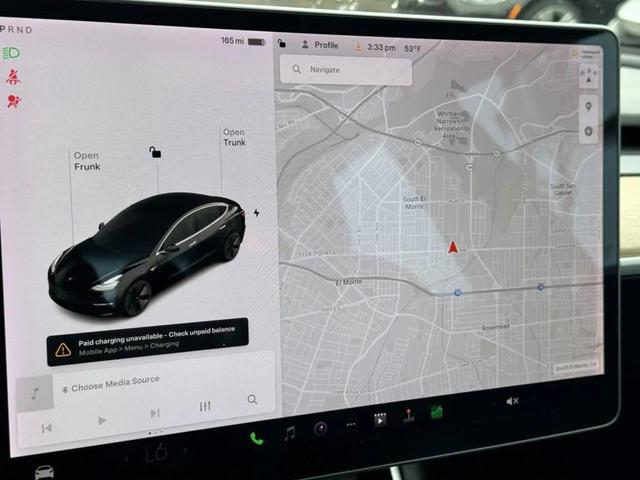 Photo of 2019 Solid Black Tesla Model 3