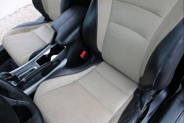 Photo of 2015 Crystal Black Pearl Honda Accord