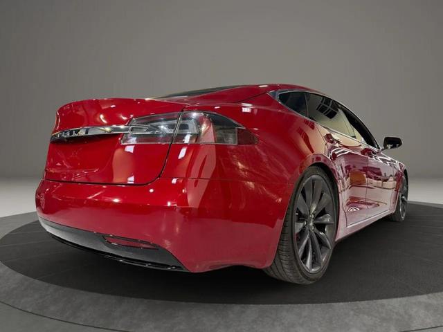 Photo of 2016 Red Multi-Coat Tesla Model S