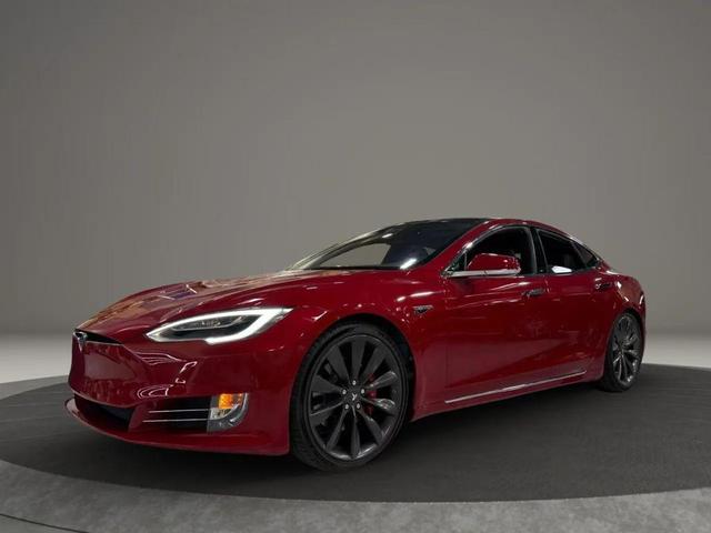 Photo of 2016 Red Multi-Coat Tesla Model S