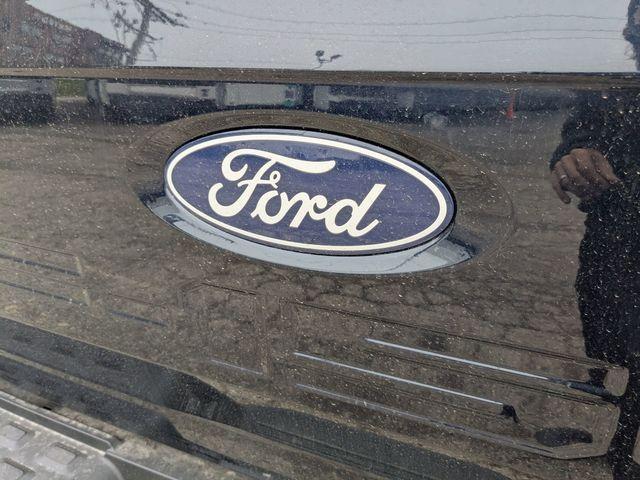 Photo of 2025 Blue Metallic Ford F-150 Lightning