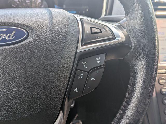 Photo of 2019 Black Ford Fusion Hybrid