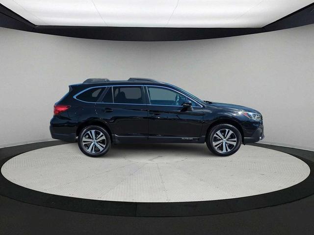 Photo of 2018 Black Subaru Outback