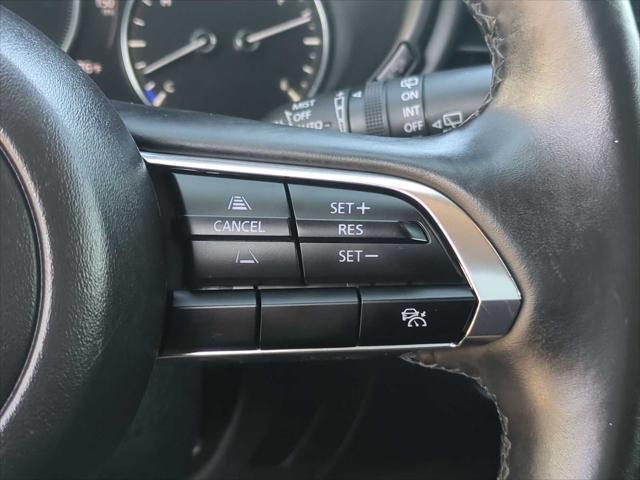 Photo of 2024 White Mazda CX-30