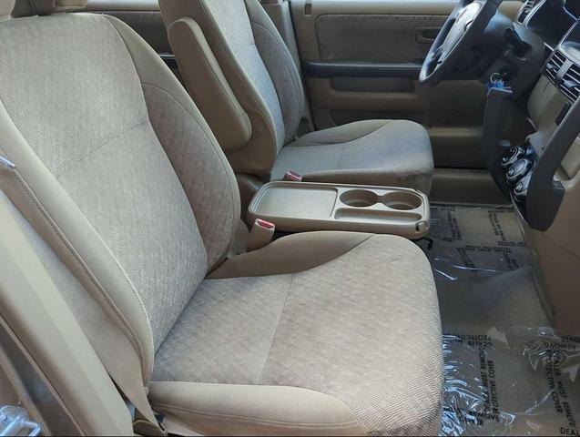 Photo of 2005 Beige Honda CR-V