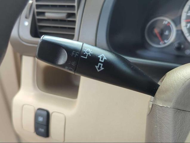 Photo of 2005 Beige Honda CR-V