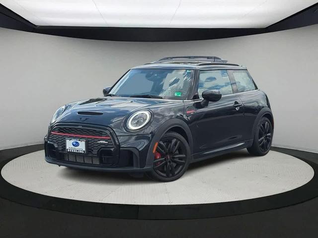 Photo of 2022 Black MINI Hardtop