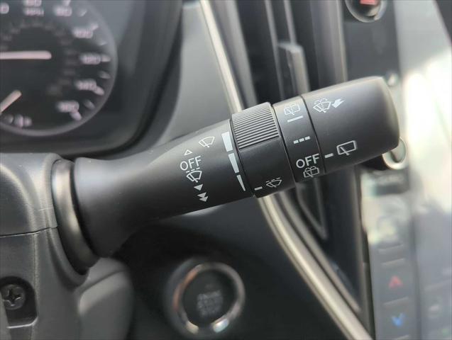 Photo of 2025 White Subaru Impreza