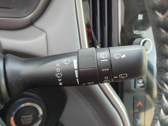 Photo of 2025 Gray Subaru Outback
