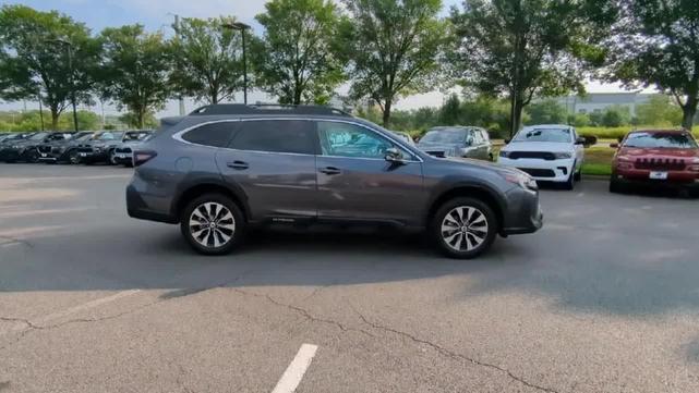 Photo of 2025 Gray Subaru Outback