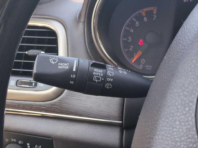Photo of 2014 Brown Jeep Grand Cherokee