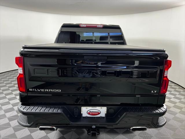 Photo of 2021 Black Chevrolet Silverado 1500