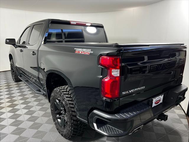 Photo of 2021 Black Chevrolet Silverado 1500