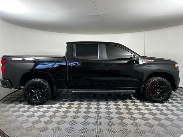 Photo of 2021 Black Chevrolet Silverado 1500