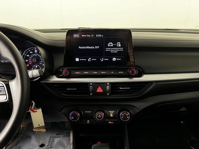 Photo of 2024 Aurora Black Kia Forte