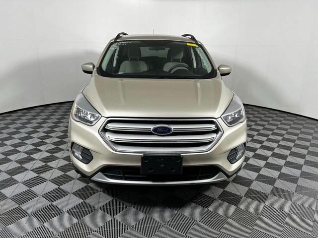 Photo of 2018 WHITE GOLD METALLIC Ford Escape