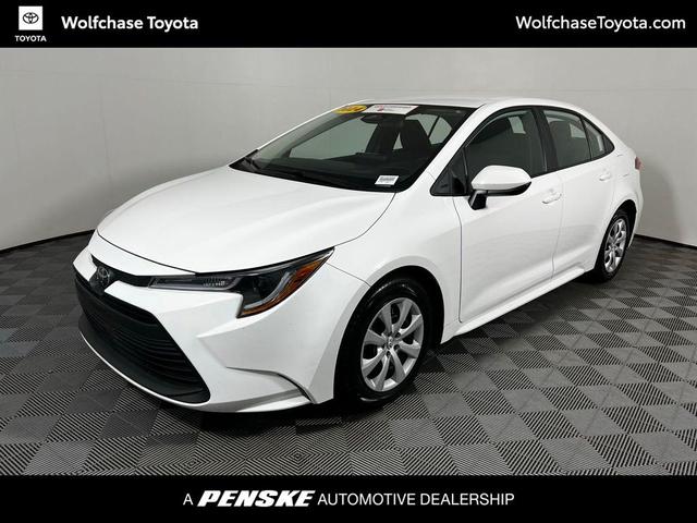 Photo of 2024 Ice Cap Toyota Corolla
