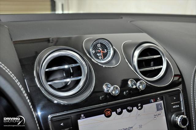 Photo of 2020 Glacier White Solid Bentley Bentayga