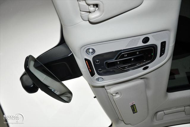 Photo of 2020 Glacier White Solid Bentley Bentayga