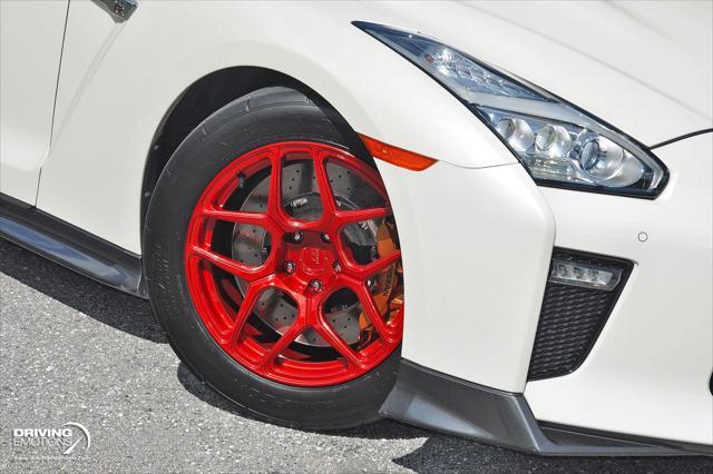 Photo of 2019 Pearl White Tricoat Nissan GT-R