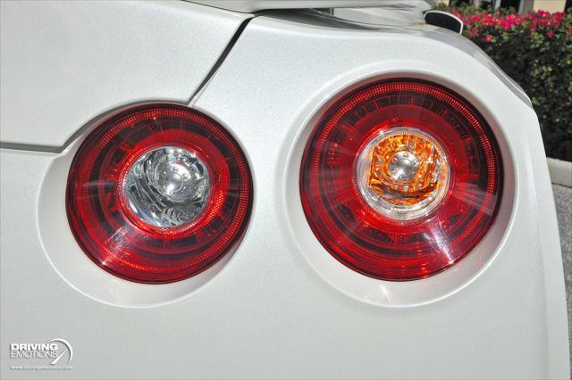 Photo of 2019 Pearl White Tricoat Nissan GT-R
