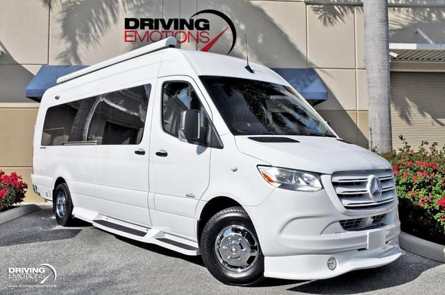 Photo of 2020 White Mercedes-Benz Sprinter 3500
