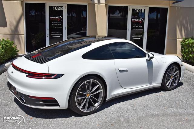 Photo of 2020 White Porsche 911