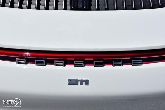 Photo of 2020 White Porsche 911