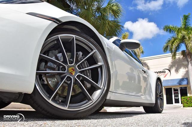 Photo of 2020 White Porsche 911