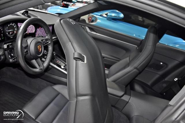 Photo of 2020 White Porsche 911