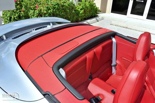 Photo of 2018 Rhodium Silver Metallic Porsche 911