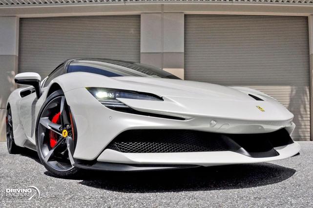 Photo of 2024 White Ferrari SF90 Spider