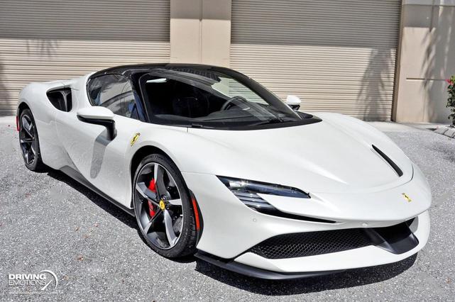Photo of 2024 White Ferrari SF90 Spider