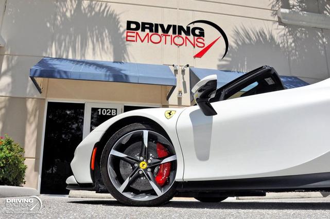 Photo of 2024 White Ferrari SF90 Spider