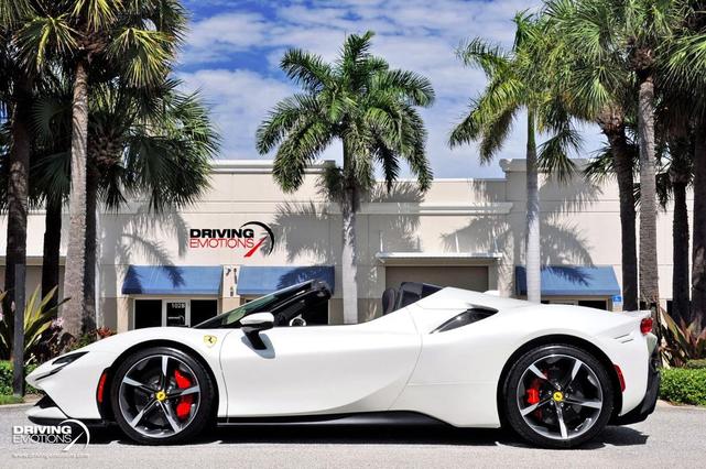 Photo of 2024 White Ferrari SF90 Spider