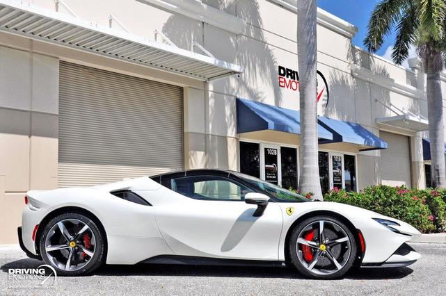 Photo of 2024 White Ferrari SF90 Spider