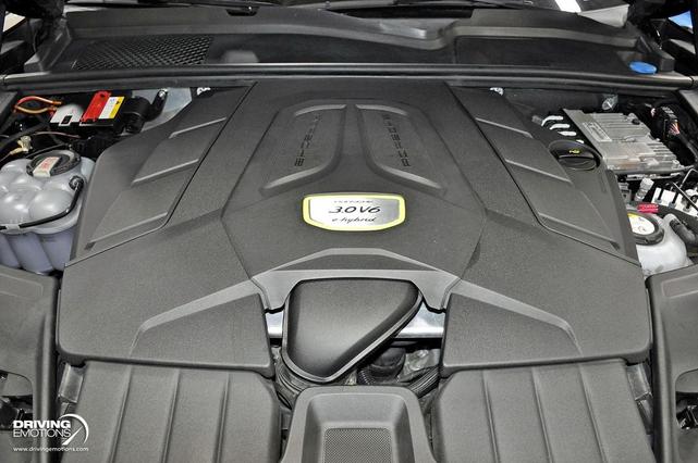Photo of 2021 Black Porsche Cayenne