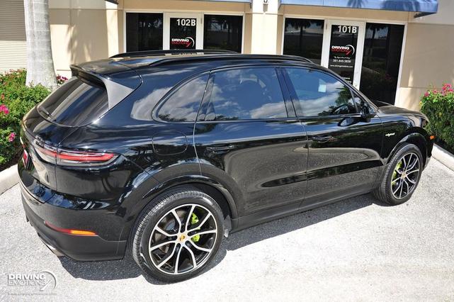 Photo of 2021 Black Porsche Cayenne