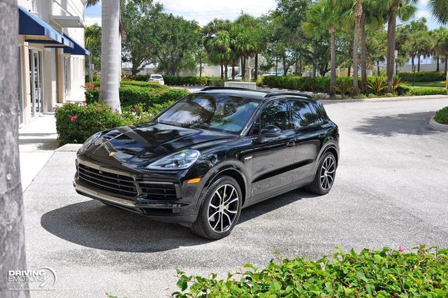 Photo of 2021 Black Porsche Cayenne