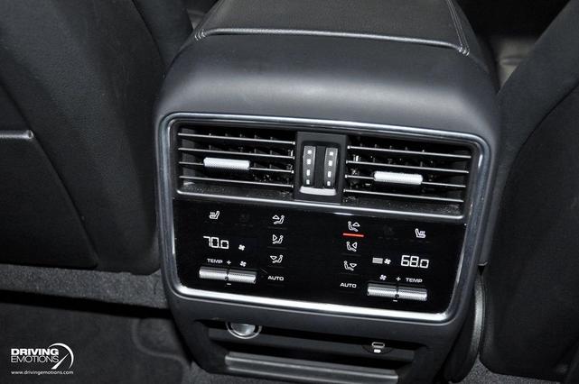 Photo of 2021 Black Porsche Cayenne