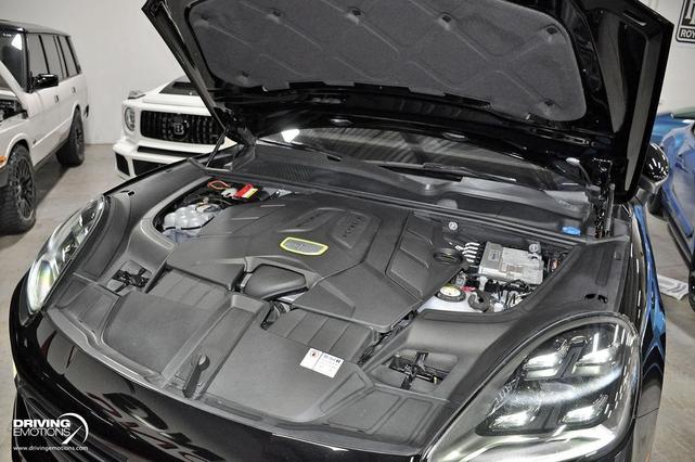 Photo of 2021 Black Porsche Cayenne
