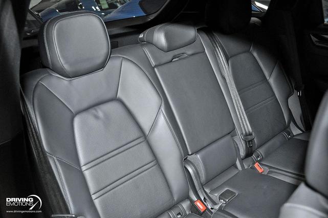 Photo of 2021 Black Porsche Cayenne
