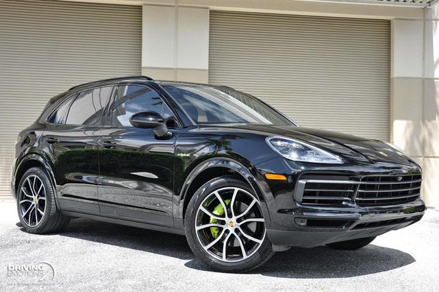 Photo of 2021 Black Porsche Cayenne