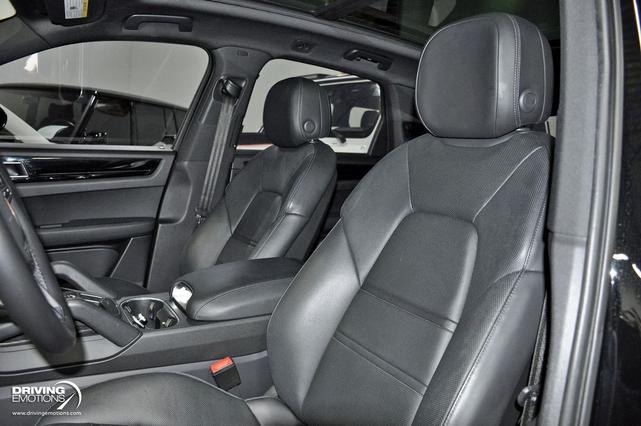 Photo of 2021 Black Porsche Cayenne